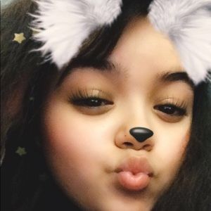 Meet your Posher, Gizela